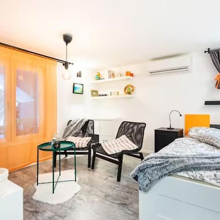 New Studio Apartment Emmy With Free Street Parking Загреб Екстериор снимка