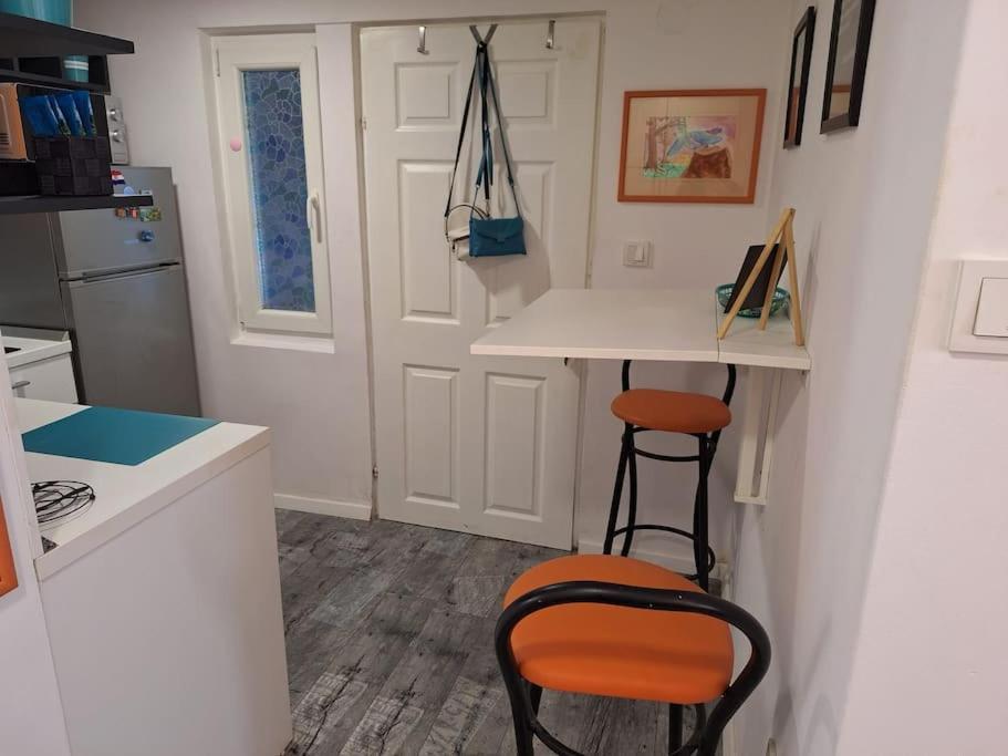 New Studio Apartment Emmy With Free Street Parking Загреб Екстериор снимка