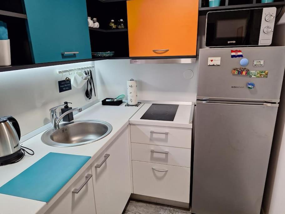 New Studio Apartment Emmy With Free Street Parking Загреб Екстериор снимка